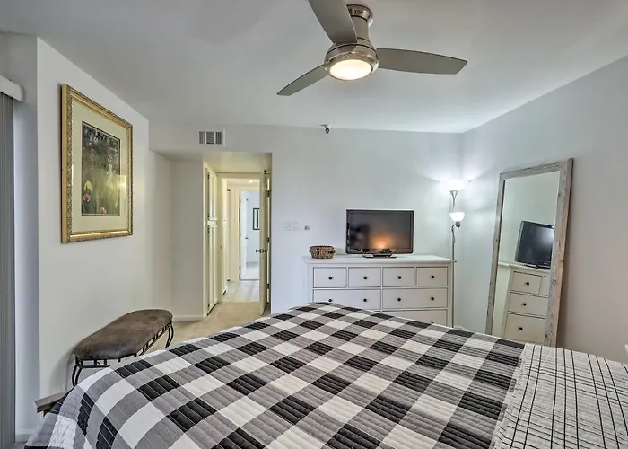 Holiday home 1 Mi To Old Town: W/ Pool Access Scottsdale