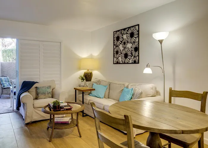 1 Mi To Old Town: W/ Pool Access * Scottsdale